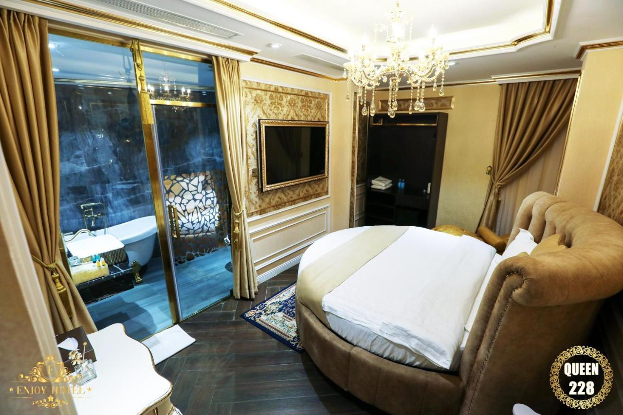 Khách sạn Enjoy 5a TP. Hồ Chí Minh